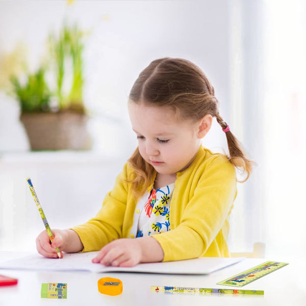 Stationery presentset, suddgummi, pennvässare, plånbok, linjal, penna, barnkalaspåsar, flickor och pojkar, Grön