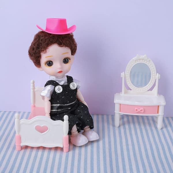 20 stk. Mini Western Cowboyhatter i Plast, Tilbehør til Dukker, DIY-dekorasjoner til Kaker