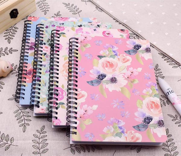 4 stykker A5 tyk blomsterdesign hardcover spiralnotesbog 160 siders notatjournal