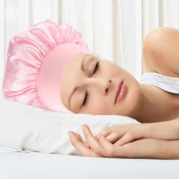 2-pak hue med bredt elastikbånd, silkebløde huer, elastisk hat, blødt satin sovehovedbetræk (sort+pink)