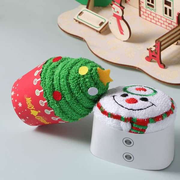 2 julhanddukar i form av muffins - bomullsdukar (julgran + snögubbe)
