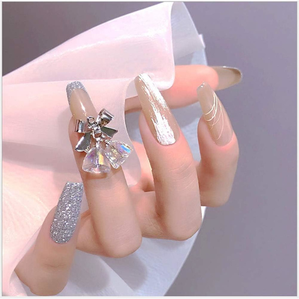 5 st Nail Crystal Liten Klocka Båge Nagel Tillbehör Hänge Enkelt Design DIY Nagel Dekorativa Tillbehör