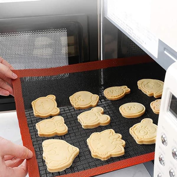 2-pak Silikone Bageunderlag Non-Stick Ovnforing Perforeret Dampnet (11-4/5\" x 15-3/4\")