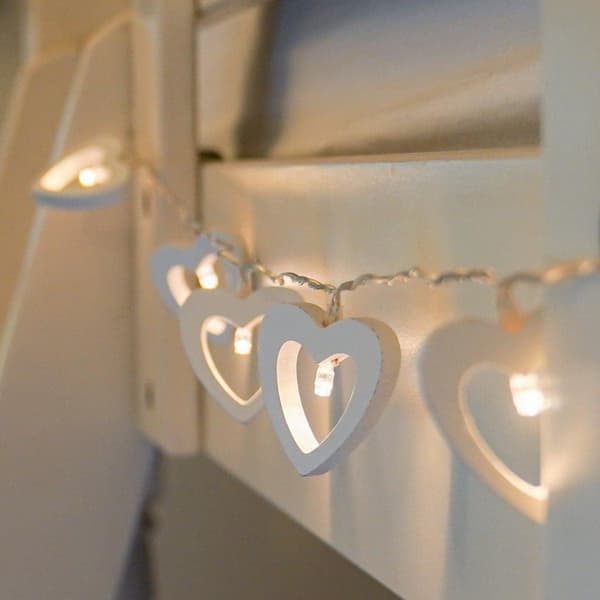 Trehjerte lyslenke - Batteridrevet - 10 varmhvite LED-lys