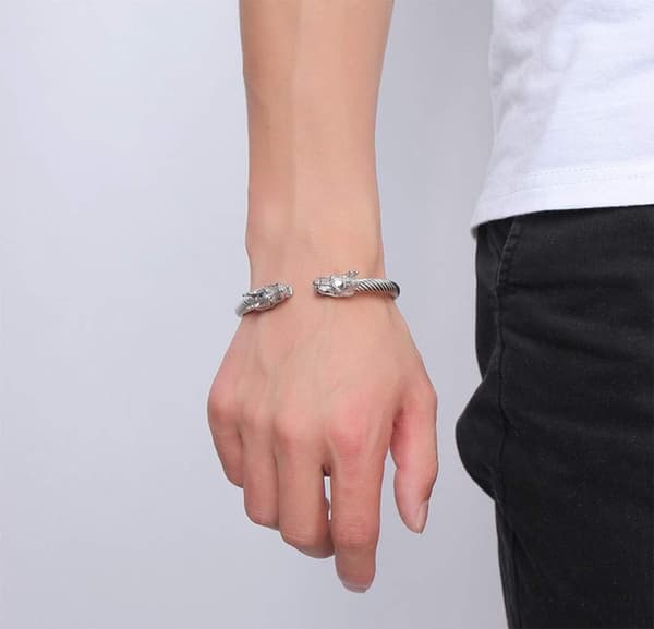 Herrearmbånd Elastisk stang Justerbart Viking Punk Dragearmbånd i rustfrit stål