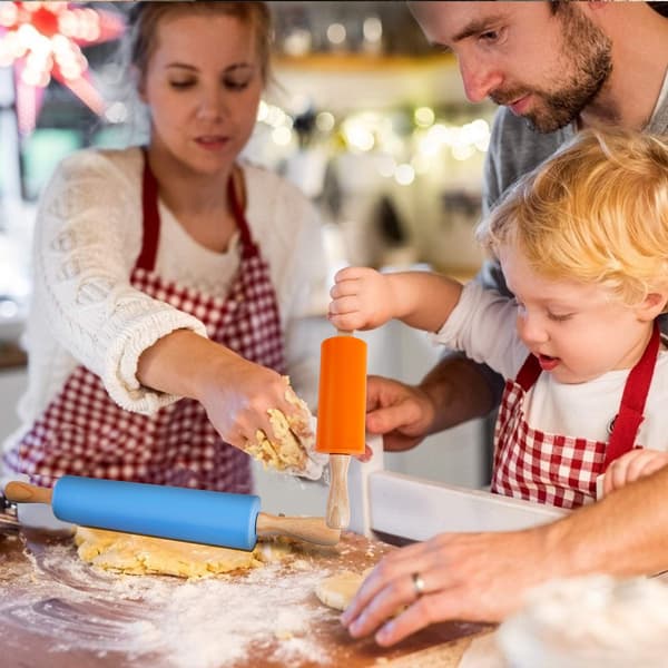 2 stk. silikone kagerulle med non-stick overflade, medium og mini (blå og orange)