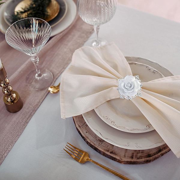 Blomservett Ringar Set om 10, Silver Vit Ros Servett Spännen Elegant Blommig Bordsdekoration
