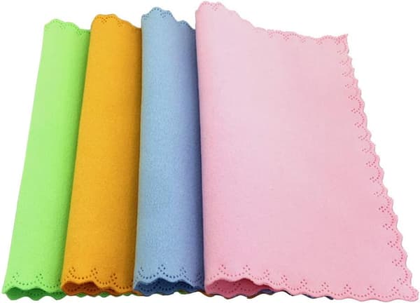 Genanvendelige mikrofiber pudseklude til briller (tilfældig farve) 10 stk.