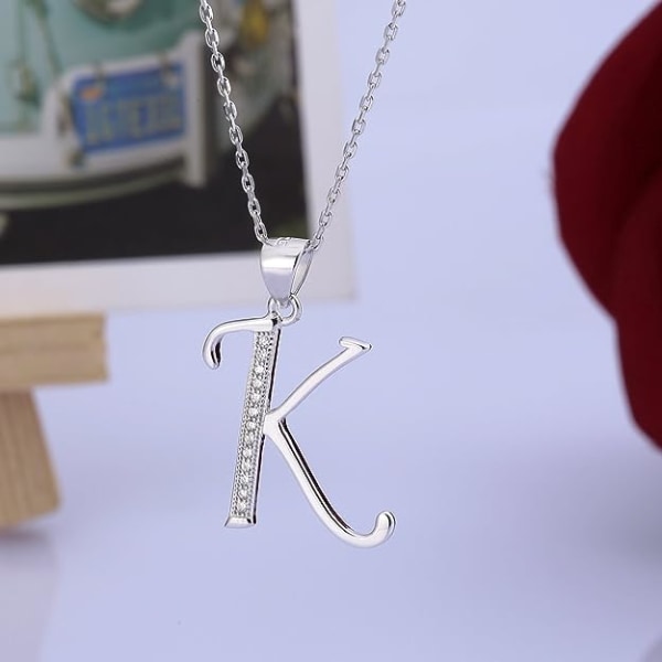 Halsband med initialhänge i min DIY-namn Halsband Namn med bokstäver