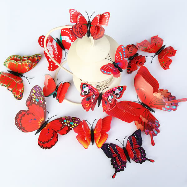 Irrotettava 3D-perhosseinäkoriste (kaksikerroksinen - punainen/12 kappaletta) red