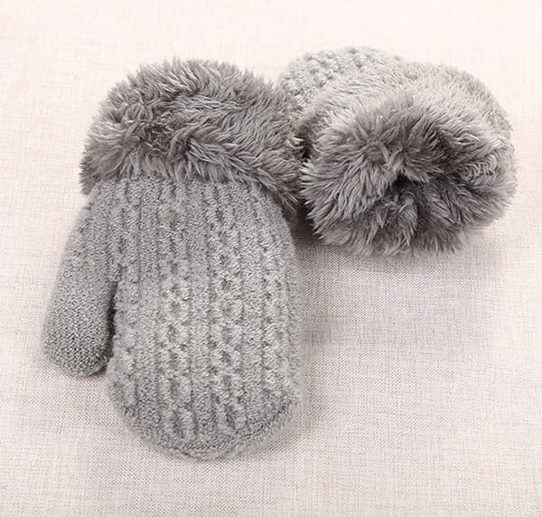 Barnas tykke snø- og kuldestrikkede votter 1-4 år (lys grå) Light Grey