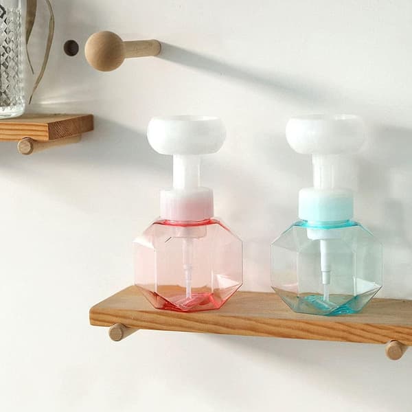 Plastskum pumpflaska, blomformad separat tappning 300 ml rosa