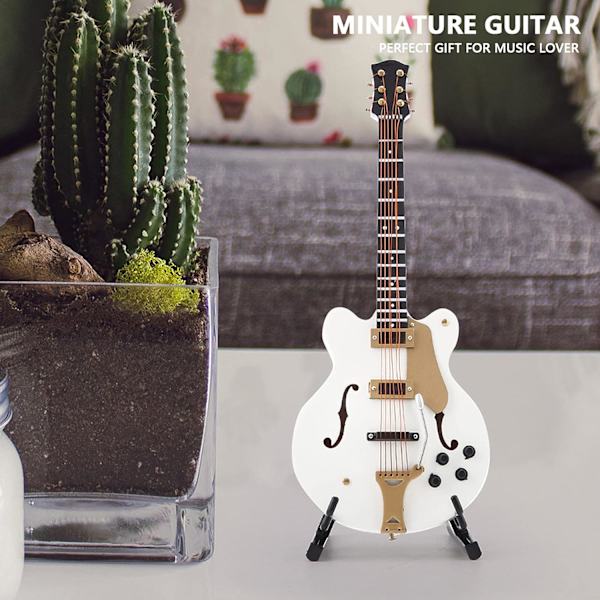 Miniatyrmodell av trägitarr, miniatyrmodell av musikinstrument, hantverksreplika av miniatyrgitarr