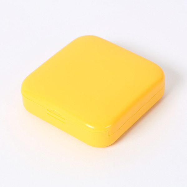 Pillerbox, 2 fack pillerbox, liten pillerbox, fuktbeständig för resor och daglig användning (gul) Yellow