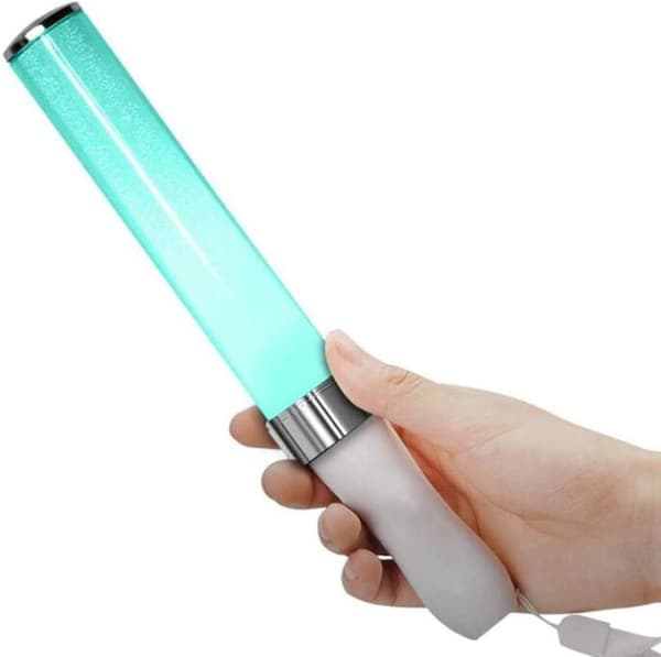 LED Glow Stick Party Blitslys, 15 Fargeskiftende 2 Lysmoduser