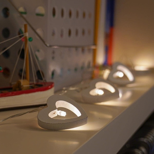 Trähjärtformade ljusslingor - Batteridrivna - 10 varmvita LED-lampor