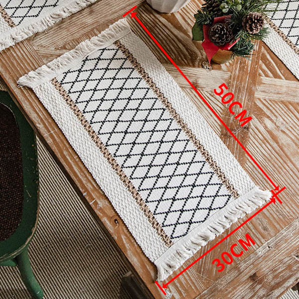 4 st placemats vävda bomullsdukar med tofsar för träbord