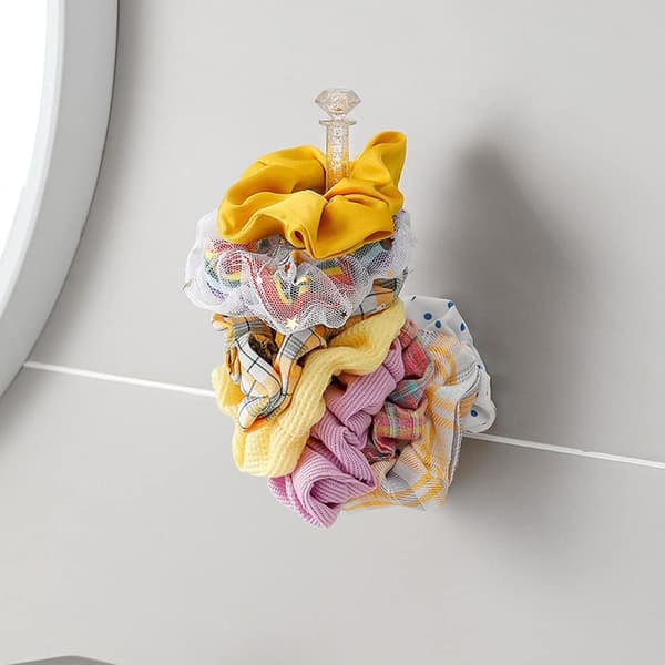 4 KPL Itsekiinnittyvä Scrunchie-pidike DIY Hiustarvikkeiden järjestäjä Seinäkoukut Vedenpitävä