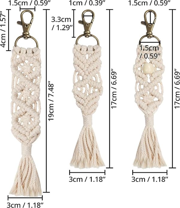 Mini makrame nøkkelring til veske (pakke med 3) - 3 design - med vevde dusker til nøkler - hvit
