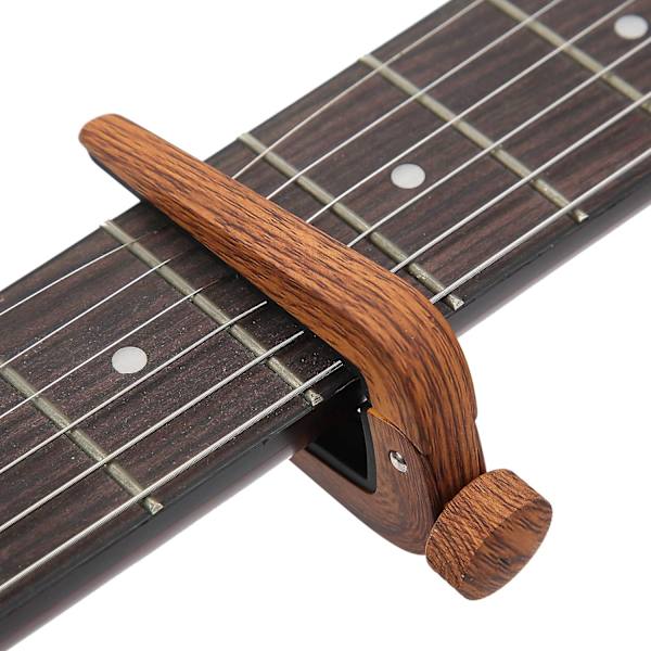 Gitarrstämnings capo FC‑09 Galvaniserad och oxiderad capo (ljus trästruktur) color 2