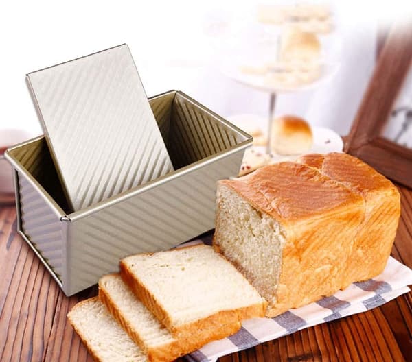Brødform med låg, non-stick bageform i kulstofstål til brød og toast