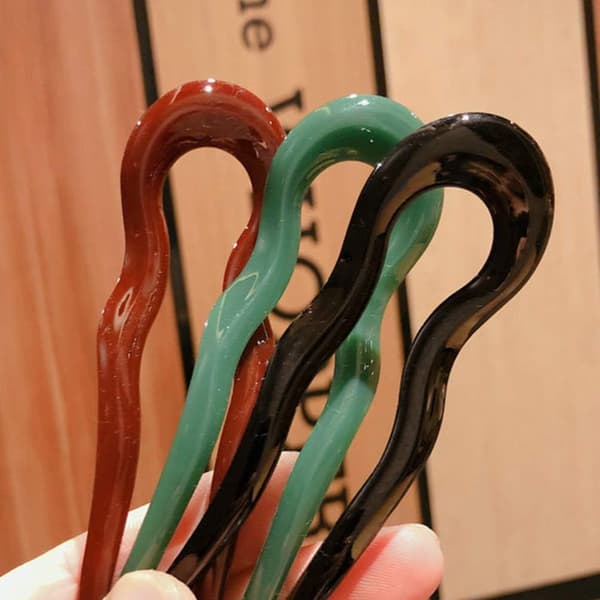 5 st hårgafflar i celluloid, chignonhårnålar, hårklämmor, U-formade hårnålar, flätade vridna bobbynålar