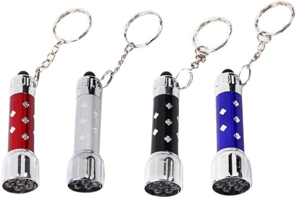 Bærbar LED aluminiumslegering Mini Lommelygte Nøglering (Tilfældig farve) 8 Stykker