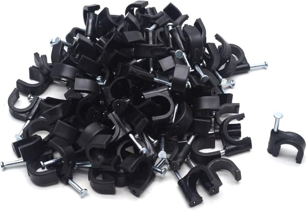 10 mm pyöreä kaapelikiinnike teräsnaulalla, musta, 100 kpl/pakkaus
