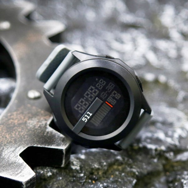 Digital watch Watch Herrteknik Elektronisk klocka Brown One size