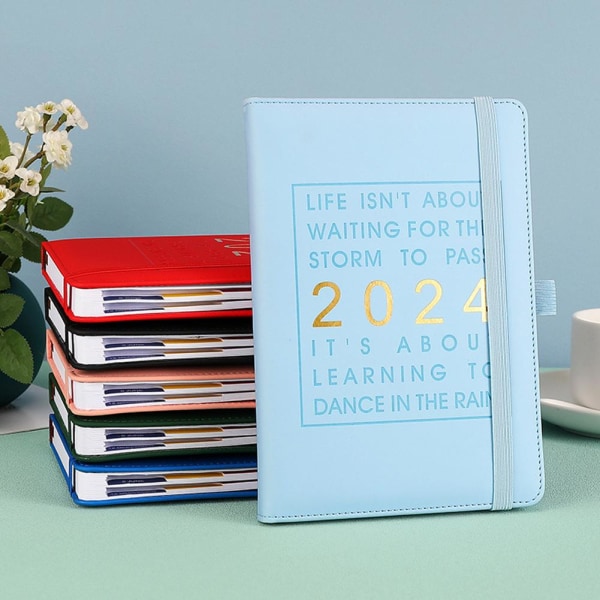 2024 Engelska vecko- och månadsplanerare A5 Notebook Schedules Chri blue A5