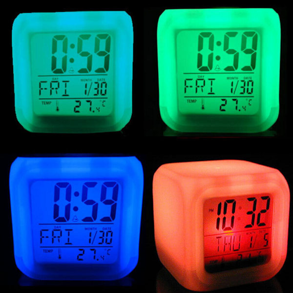 Digital väckarklocka för barn, tecknad fotbollsmönster 7 LED färgväxlande klocka med termometerfunktion och nattlampa, present till pojkar flickor C