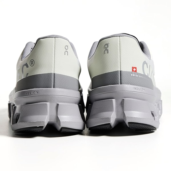 ON CLOUD 5 Herre Dame On Treningssko Cloud X Pustende Sneakers Lettvekts Løpesko Slitesterke Sklisikre Høydeøkende Sneakers Metallic Gray 38.5
