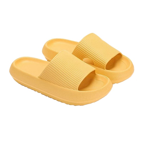 Slippers, non-slip, durable, thick, soft and comfortable