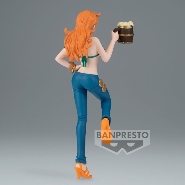 One Piece Its Blanquet Nami figure 16cm multifärg