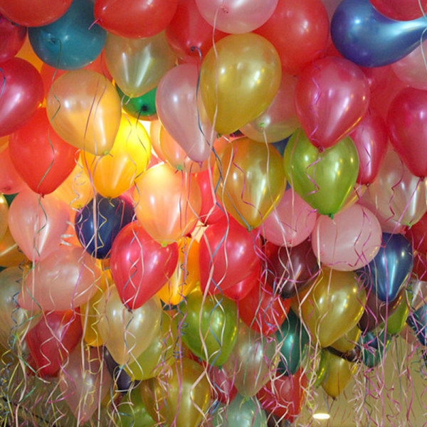 Tejpprickar för ballonger  | 200 st glue dots