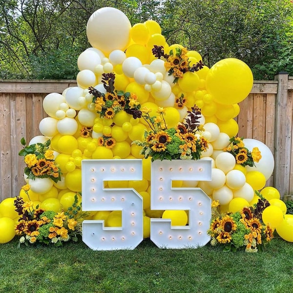 Gula ballonger 12 tum, 100 pack gula latexballonger för födelsedag Baby Shower Christmas Minions Bee Party Dekorationer (med gult band)