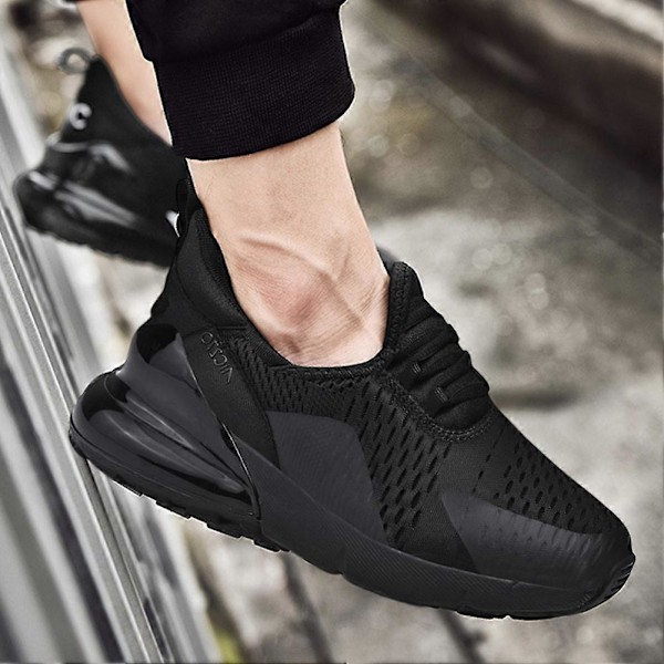 Afslappede par sneakers, moderigtige skridsikre åndbare mesh løbesko til sommer Black Red 44