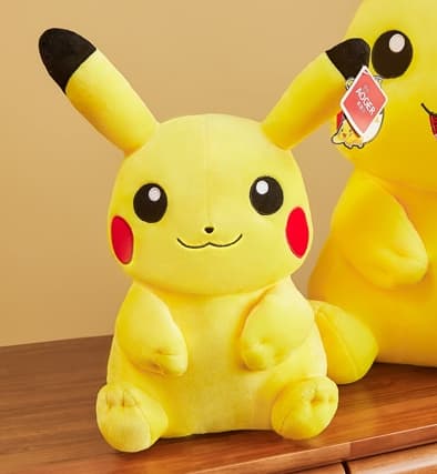Pikachu plysdyr 30cm