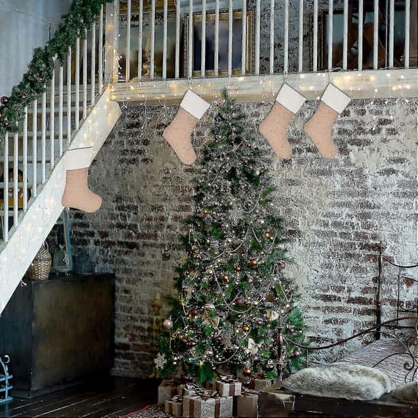 4-pakning julepynt i burlap, julepeis, hengende strømper, dekorasjonsstrømper