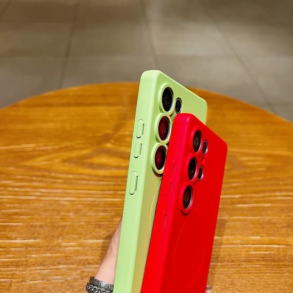 Samsung Galaxy S26+ / S26 Plus Deksel - Solid Flytende Silikondeksel med Magnetisk Snor