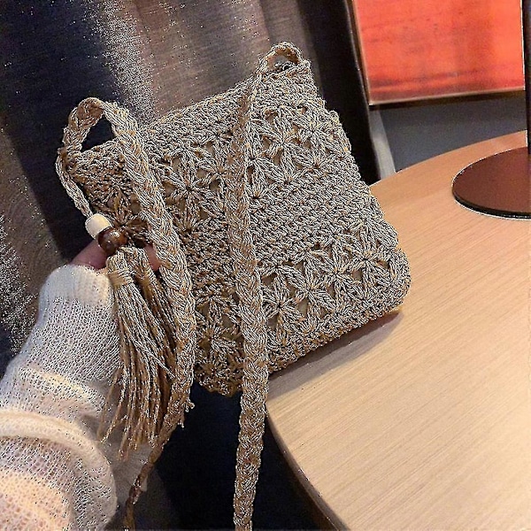 Halmväska Strand Vävd Halm Axelväska med Tofsar Boho Ihålig Virkad Crossbody Beige