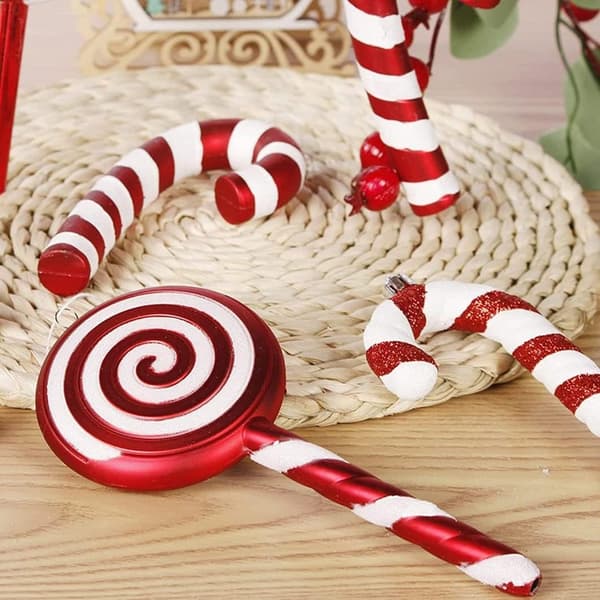 Julgransprydnader i plast formade som polkagrisar (A, stil) 4 stycken