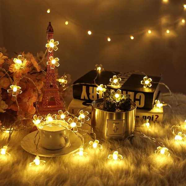 Solar Powered Sakura String Lights 8 Functions Waterproof Outdoor Decoration for Garden, Warm White [7m 50leds]