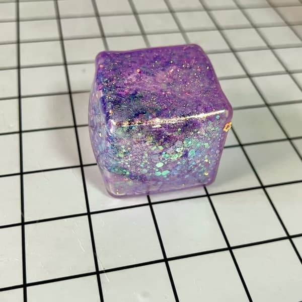 Aurora Ice Cube Squishy Toy – Tøybar Klemme Stresslindrende Sensorisk Leke Violet