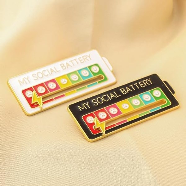 Social Battery Pin - My Social Battery Creative Lapel Pin, Fun Emotional Pin 7 Days A Week
