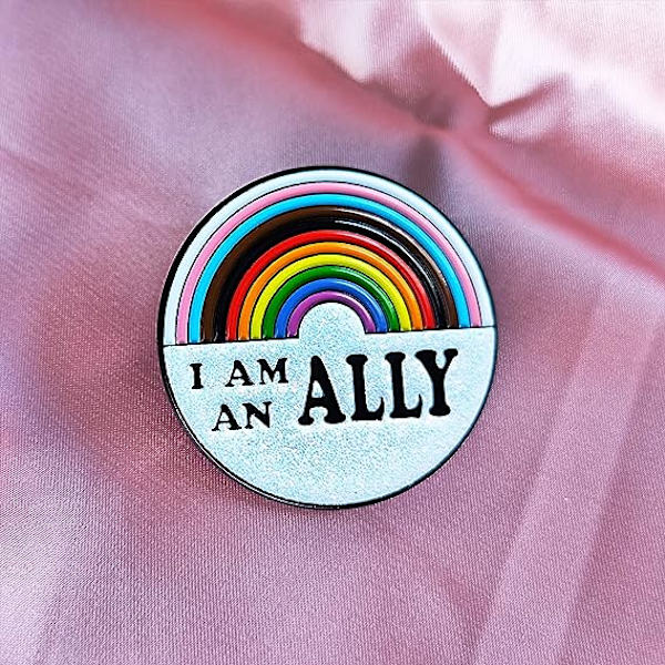 Olen liittolainen -emalipinni sateenkaariliittolainen -pinni rintaneula LGBT-metallirintakoru hauskat merkit LGBTQ kova glitteri -pinni kevyt