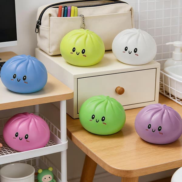 Dumplings Squishy Mystery Mini Dumplings Squishy Stressbolde Fidget Sensorisk Legetøj Blød Klemme Dekompression Dej (Lilla-A) Green