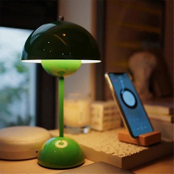 Top Touch Switch LED Bordlampe Genopladelig Blomsterknop Svampe Design Stueindretning Skrivebord Natbordslampe, A