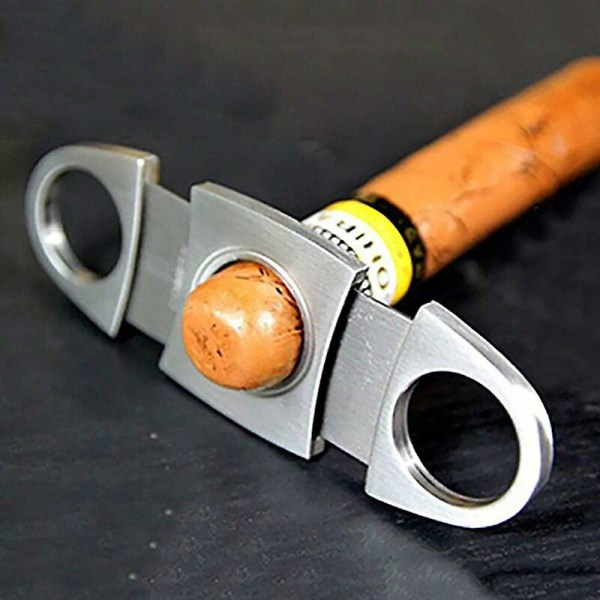 Sigarkutter i rustfritt stål, doble skarpe kniver for å kutte sigarenden.