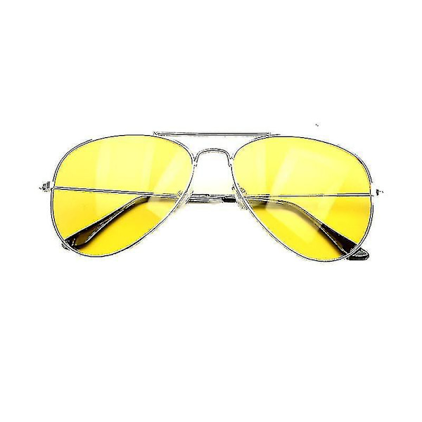 Klassinen Metallikehyksinen Keltainen Night Drive Aviator -Aurinkolasit